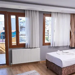  Апартаменты Pequena Casa